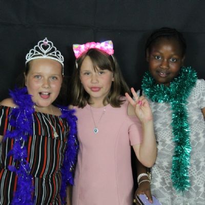 Year 6 Disco (22)